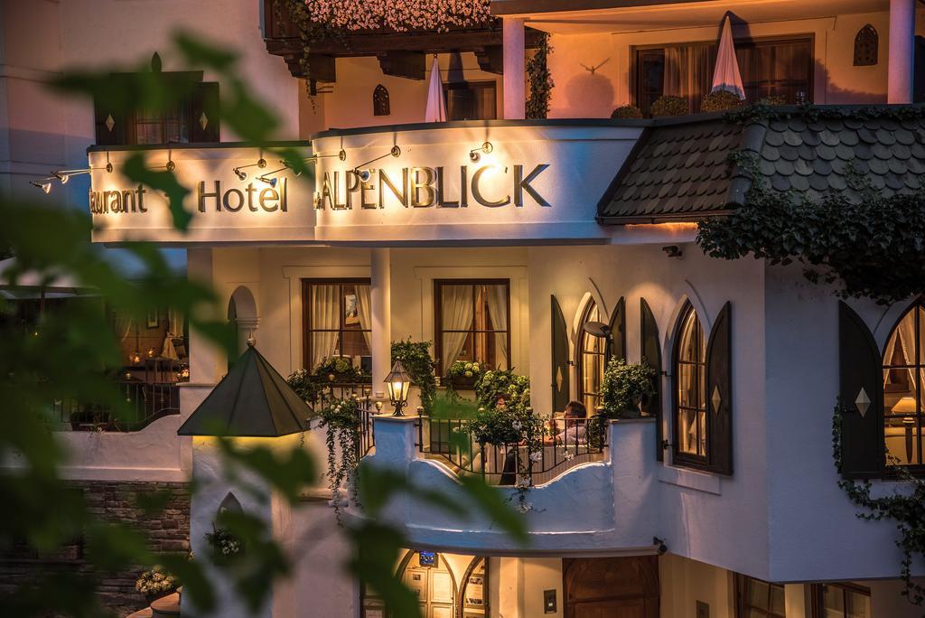Hotel Alpenblick Zillertal Hippach Kültér fotó