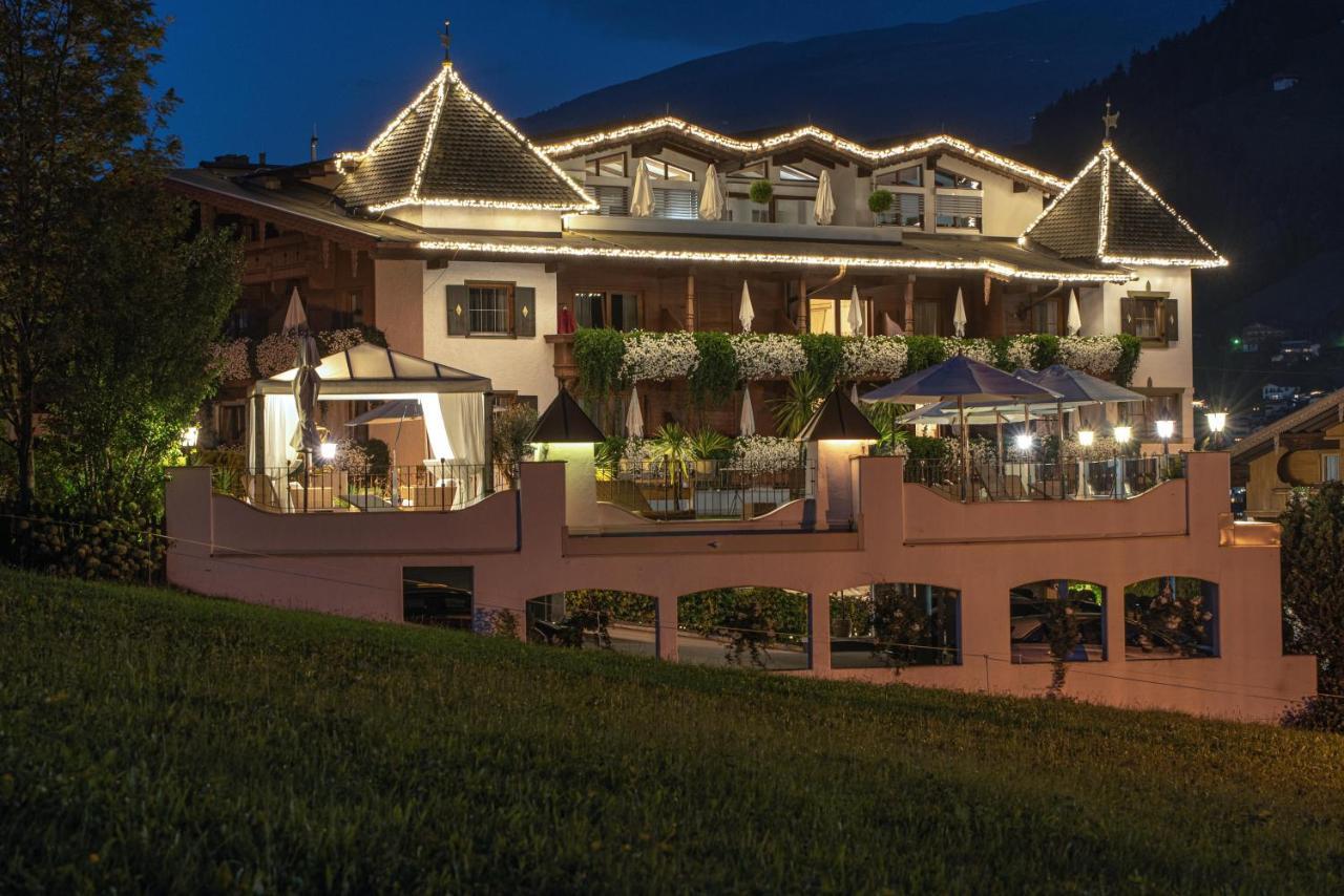 Hotel Alpenblick Zillertal Hippach Kültér fotó
